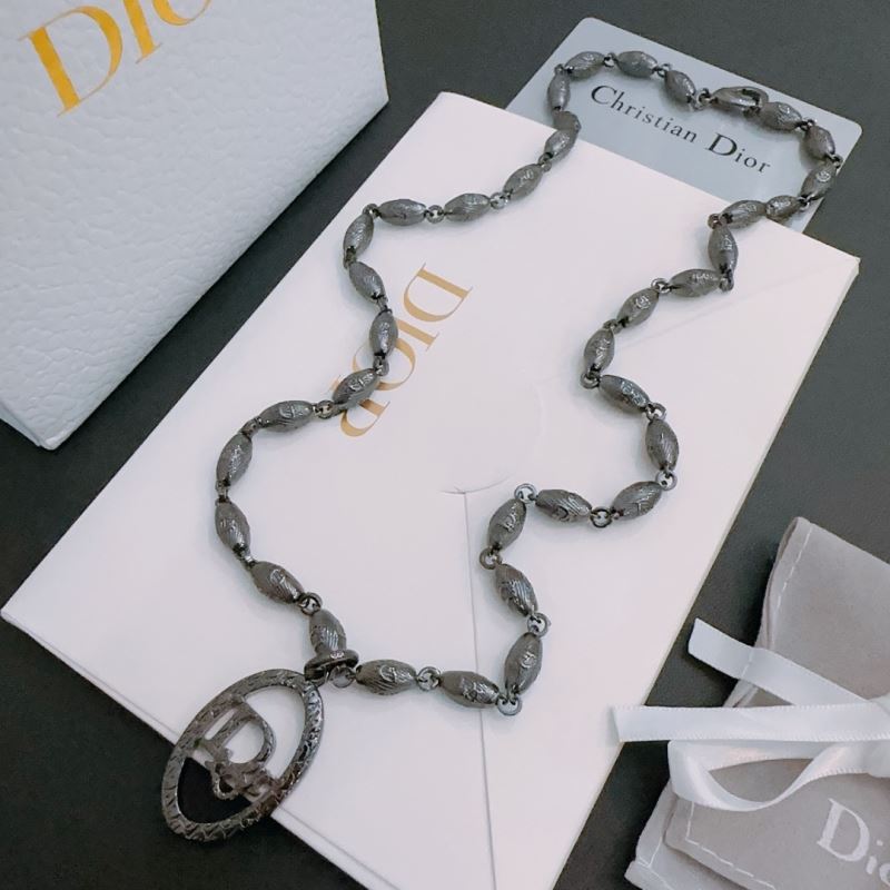 chr1st1an D10r necklaces